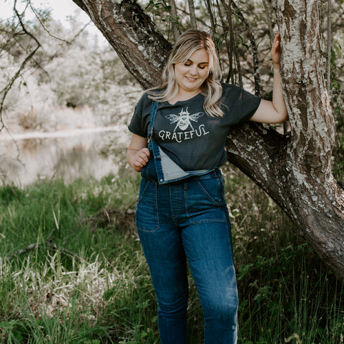 Distressed Black Vintage Rocker Tee Bee Grateful